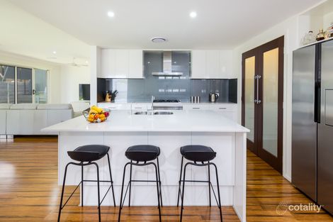 Property photo of 16 Boyne Crescent Cameron Park NSW 2285