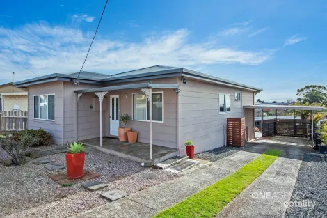 Property photo of 2 Atkinson Street Hillcrest TAS 7320