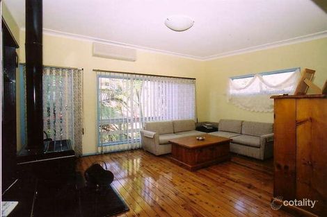 Property photo of 27 Sladden Road Yarrawarrah NSW 2233