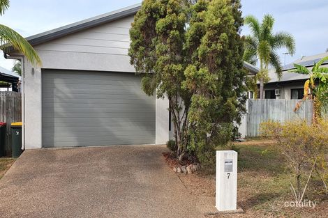 Property photo of 7 Eungella Court Bushland Beach QLD 4818