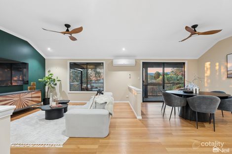 Property photo of 21 Hilltop Place Kelmscott WA 6111
