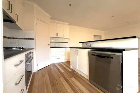 Property photo of 111 Marshalltown Road Grovedale VIC 3216