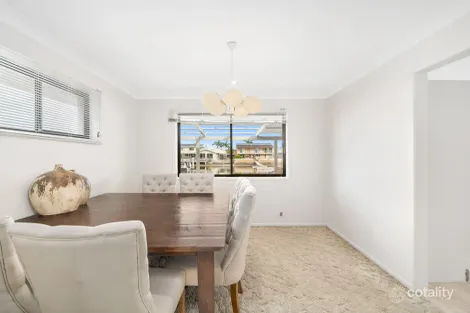 Property photo of 32 Australia Court Newport QLD 4020