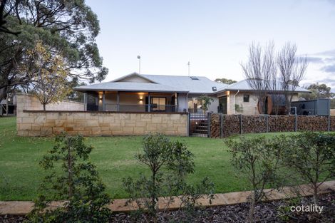 Property photo of 27 Bottlecreek Place Dumberning WA 6312