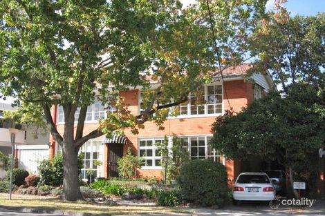 Property photo of 16 Springfield Avenue Toorak VIC 3142