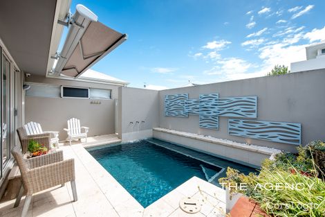 Property photo of 17 Seychelles Lane Hillarys WA 6025