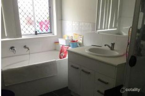 Property photo of 48 Hanover Drive Pimpama QLD 4209