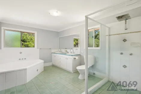 Property photo of 74 Fiddlewood Bellbowrie QLD 4070