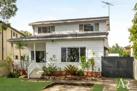 40 Thomas St, Picnic Point, NSW 2213