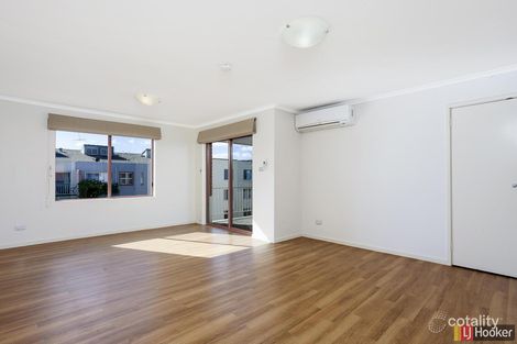 Property photo of 4/139 Port Jackson Circuit Phillip ACT 2606