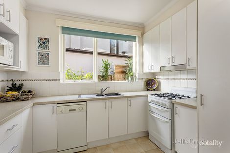 Property photo of 2/26 Mercer Road Armadale VIC 3143