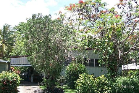 15 Vandeleur St, Earlville, QLD 4870