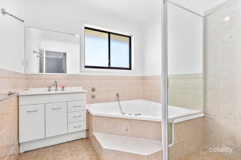 Property photo of 18 The Billabong Albion Park NSW 2527