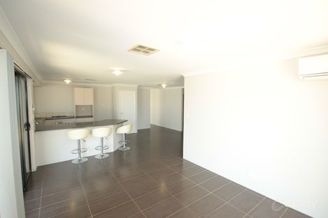 Property photo of 4 Tintagel Loop Orelia WA 6167