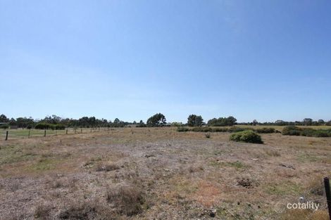 2/4 Mcgrath Ct, Cardigan, VIC 3352