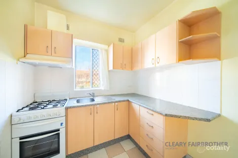 Property photo of 1/145 Rocket Street Bathurst NSW 2795