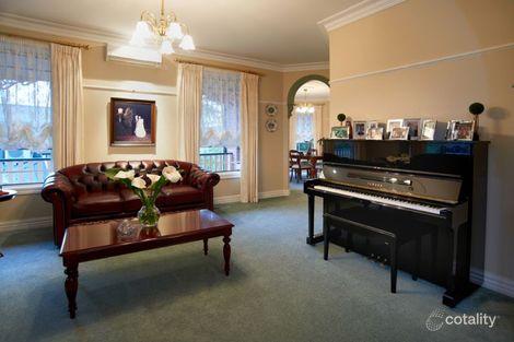 Property photo of 7 McKay Close Berwick VIC 3806