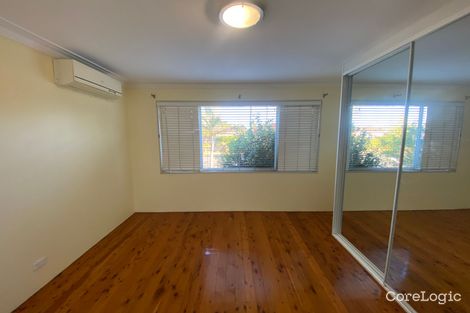 Property photo of 39 Kambala Crescent Fairfield West NSW 2165