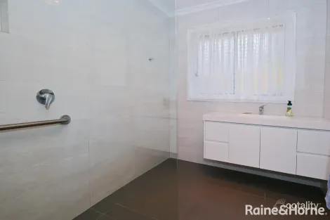 Property photo of 8 Addison Street Rosetta TAS 7010