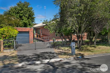 Property photo of 7 Grandison Avenue Mount Clear VIC 3350