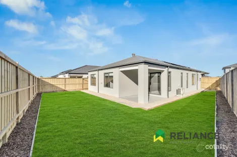 Property photo of 3 Nurture Street Mambourin VIC 3024