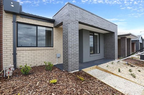 8 Tuin Walk, Wollert, VIC 3750