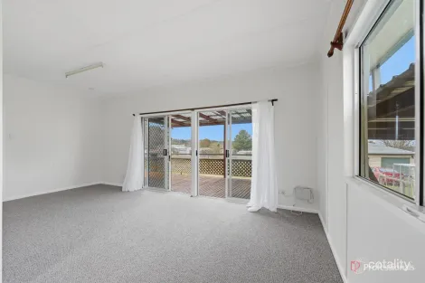 Property photo of 39 Taylor Street Armidale NSW 2350