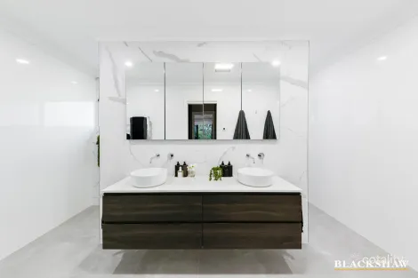 Property photo of 90 Jansz Crescent Griffith ACT 2603