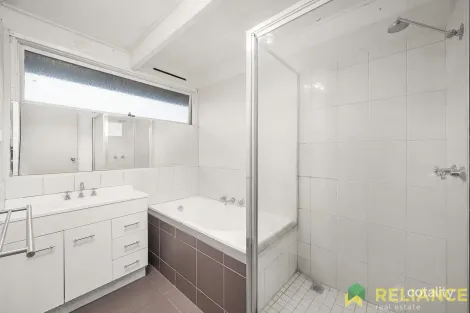 Property photo of 20 Eyre Street Melton South VIC 3338