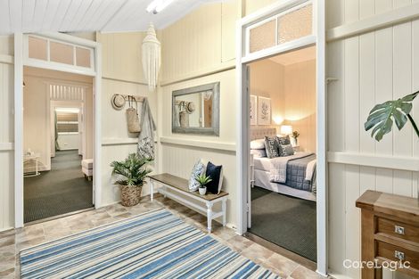 Property photo of 4 Grattan Terrace Wynnum QLD 4178