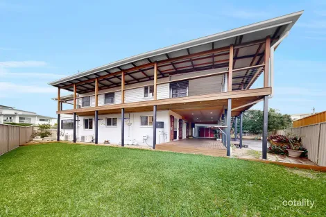 Property photo of 2 Macdonnell Road Margate QLD 4019