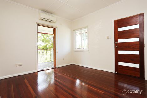 Property photo of 60 Sandy Camp Road Wynnum QLD 4178