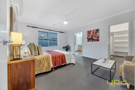 Property photo of 26 City Vista Circuit Cranbourne West VIC 3977