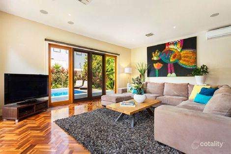 Property photo of 2 Hoyt Street Hampton VIC 3188