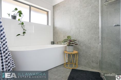 Property photo of 9 Loch Lomond Avenue Farmborough Heights NSW 2526