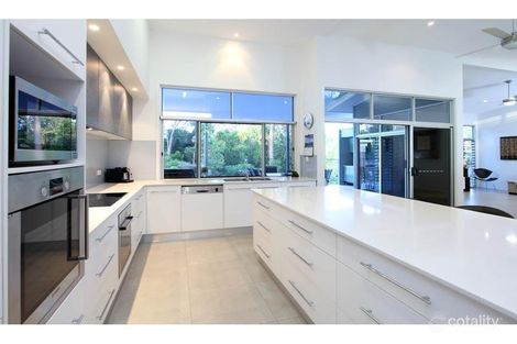 Property photo of 7 Warner Court Fig Tree Pocket QLD 4069