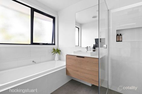 Property photo of 2/63 Bonnie View Road Croydon North VIC 3136