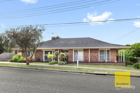 1 Southdown Cres, Belmont, VIC 3216