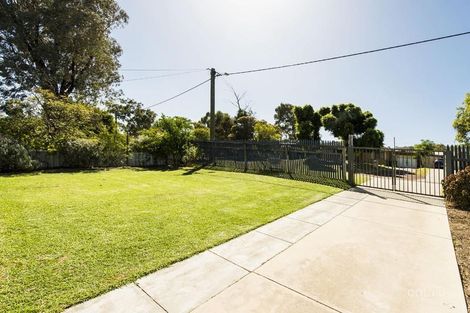 Property photo of 25 Clianthus Way Koongamia WA 6056