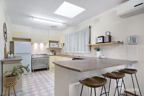 Property photo of 2 Rolling Hills Road Chirnside Park VIC 3116