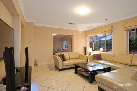 Property photo of 16 Lakeview Close Norwest NSW 2153