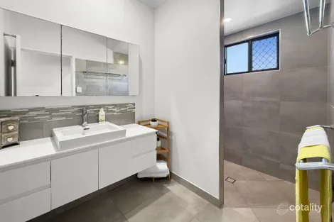 Property photo of 10 Fellowship Place Rasmussen QLD 4815