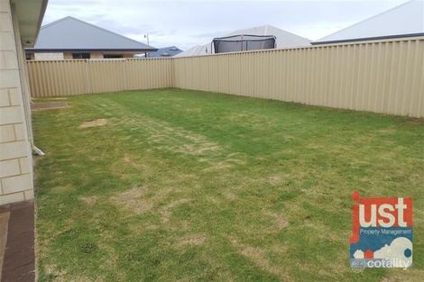 Property photo of 8 Chestnut Boulevard Millbridge WA 6232