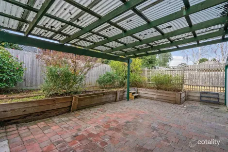 Property photo of 8 Cuneata Close Langwarrin VIC 3910
