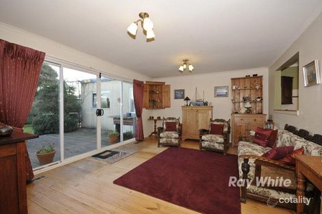 Property photo of 34 Kirrawee Avenue Wantirna South VIC 3152