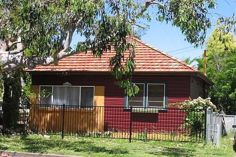 34 Johnstone St, Cardiff, NSW 2285