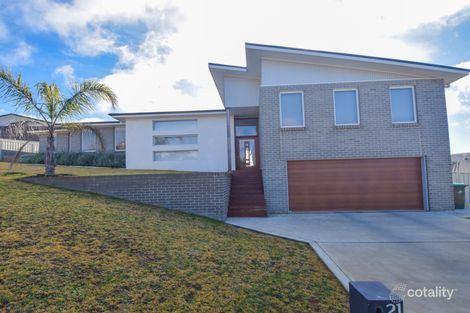 Property photo of 21 Jordan Place Young NSW 2594