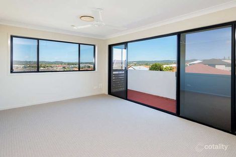 Property photo of 1/15 Duxton Drive Varsity Lakes QLD 4227