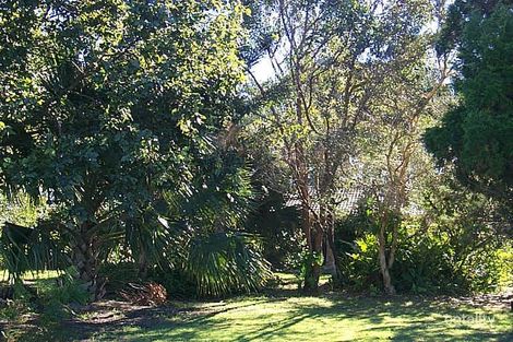 25 Rogers St, Beachmere, QLD 4510