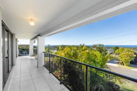 Property photo of 21 Seaview Road Banora Point NSW 2486